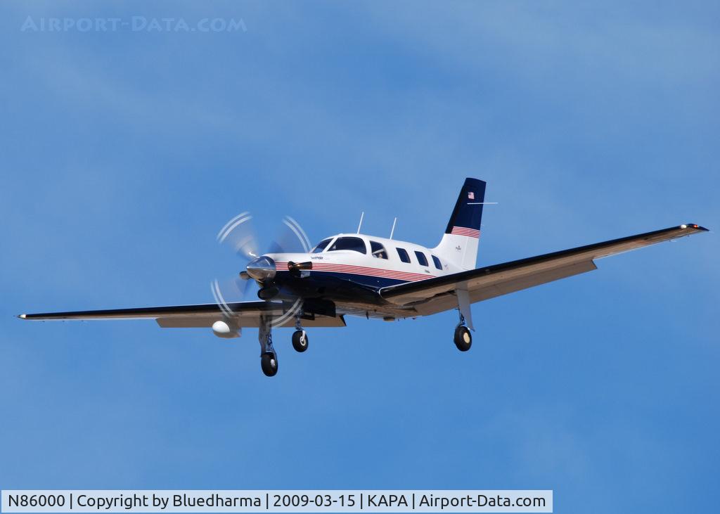 N86000, 1996 Piper PA-46-350P Malibu Mirage C/N 4636046, On final approach to 17L.
