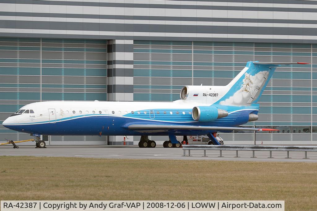 RA-42387, Yakovlev Yak-42D C/N 4520424016436, Yakservice Y42