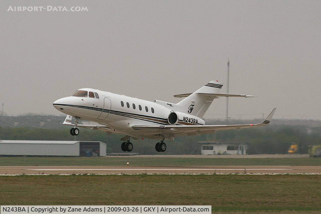 N243BA, 1998 Raytheon Hawker 800XP C/N 258365, Departing Arlington Municipal - IFR Duck weather!