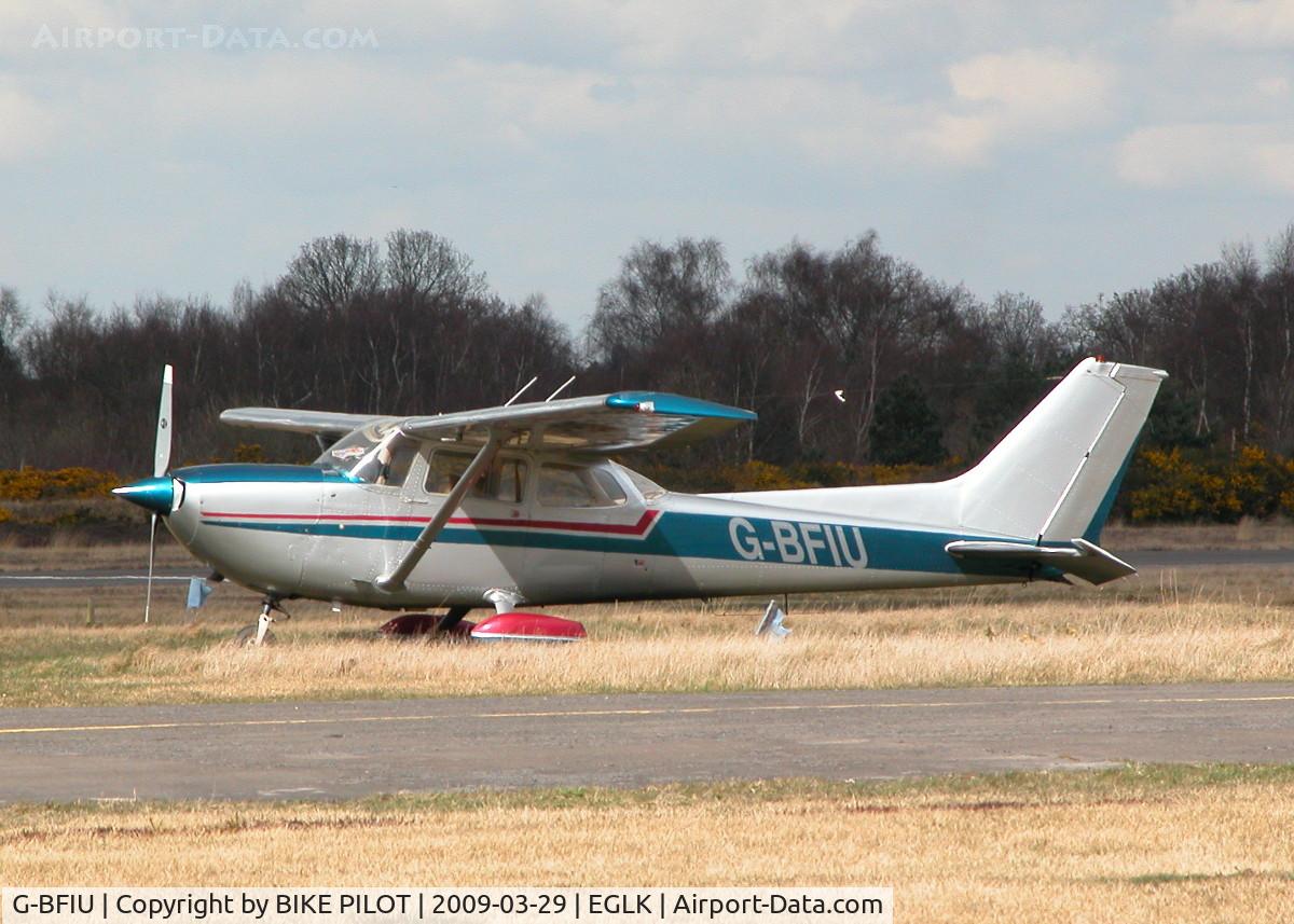 G-BFIU, 1977 Reims FR172K Hawk XP C/N FR172-00591, DROPPED IN FOR LUNCH