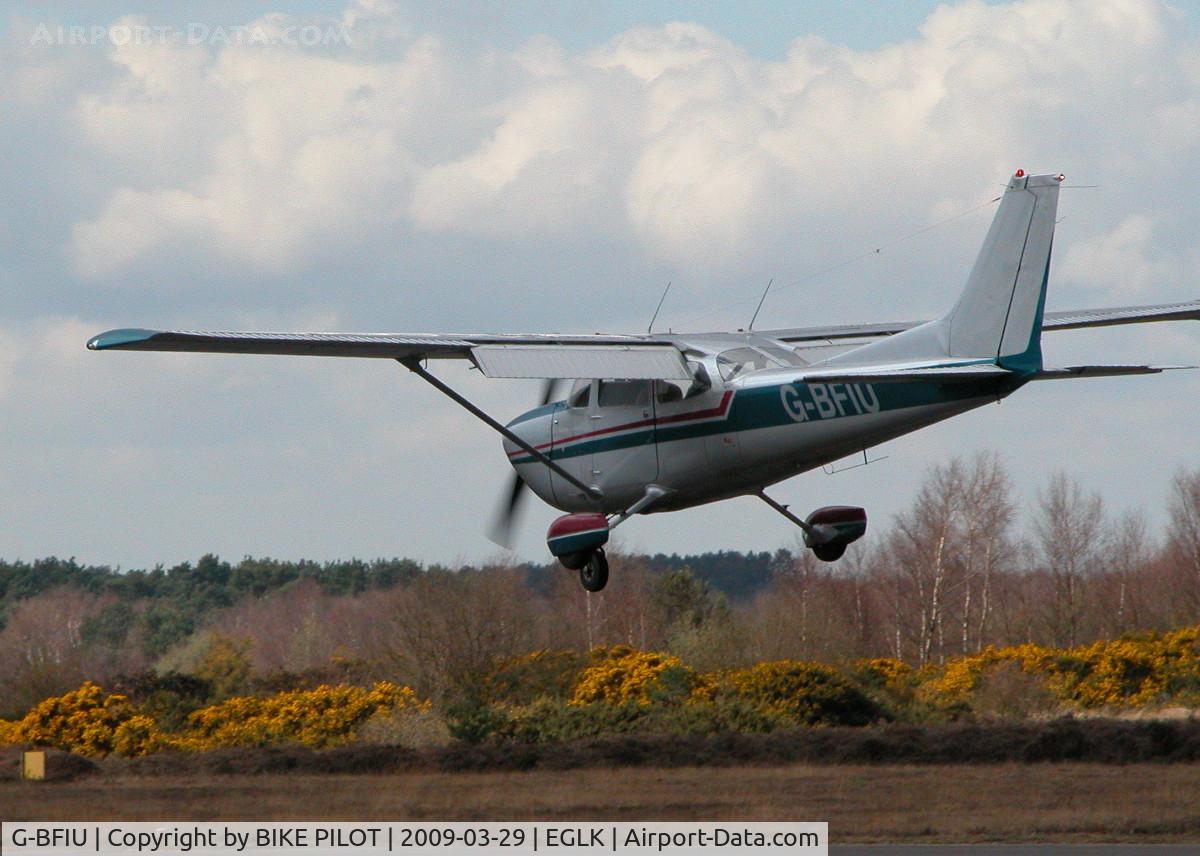 G-BFIU, 1977 Reims FR172K Hawk XP C/N FR172-00591, ABOUT TO TOUCH DOWN RWY 25