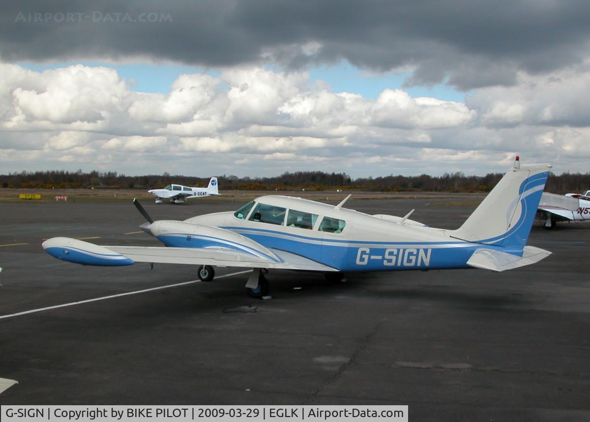 G-SIGN, 1970 Piper PA-39 Twin Comanche C/R C/N 39-8, NICE TWIN COM. SITTING ON THE TERMINAL APRON