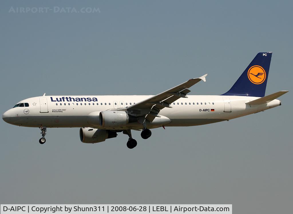 D-AIPC, 1989 Airbus A320-211 C/N 0071, Landing rwy 25R