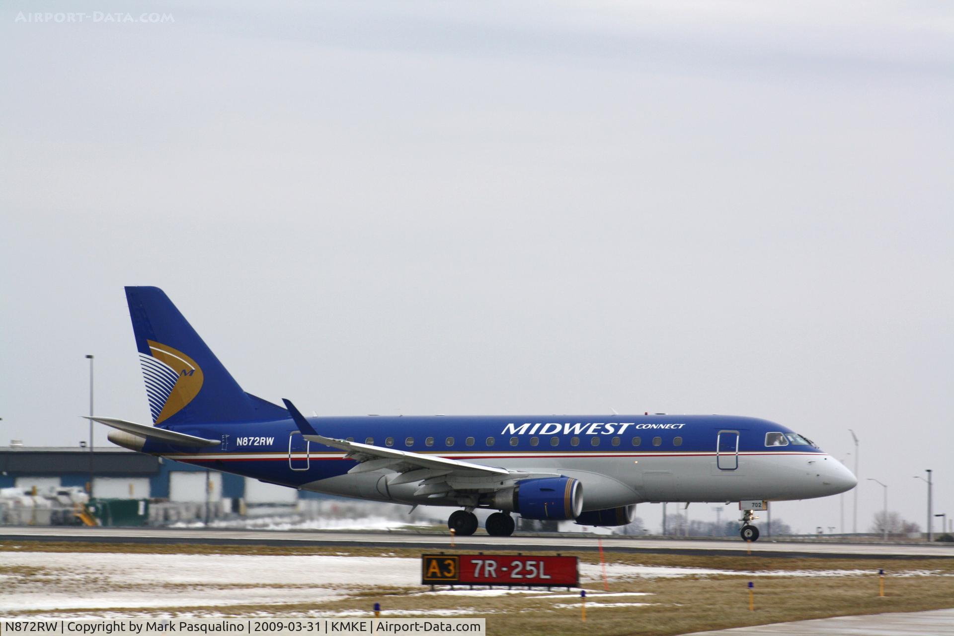 N872RW, 2006 Embraer ERJ 170-100 SE C/N 17000143, ERJ 170-100 SU