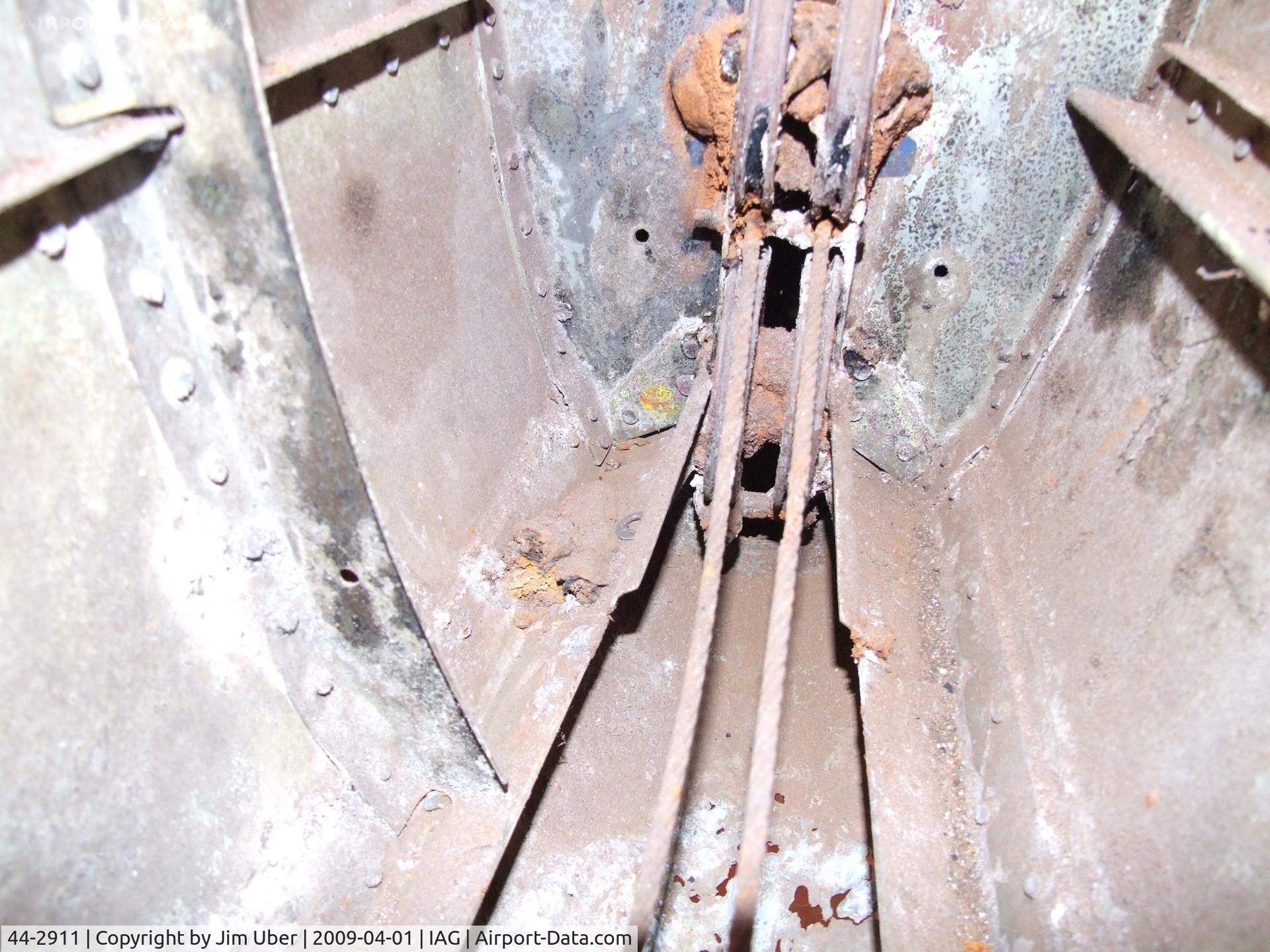 44-2911, 1944 Bell P-39Q Airacobra C/N Not found 44-2911, Control cables in the tail- might need a little work, but still intact!