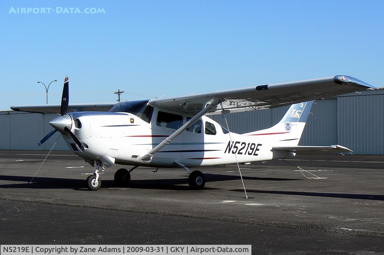 N5219E, 2003 Cessna T206H Turbo Stationair C/N T20608383, At Arlington Municipal