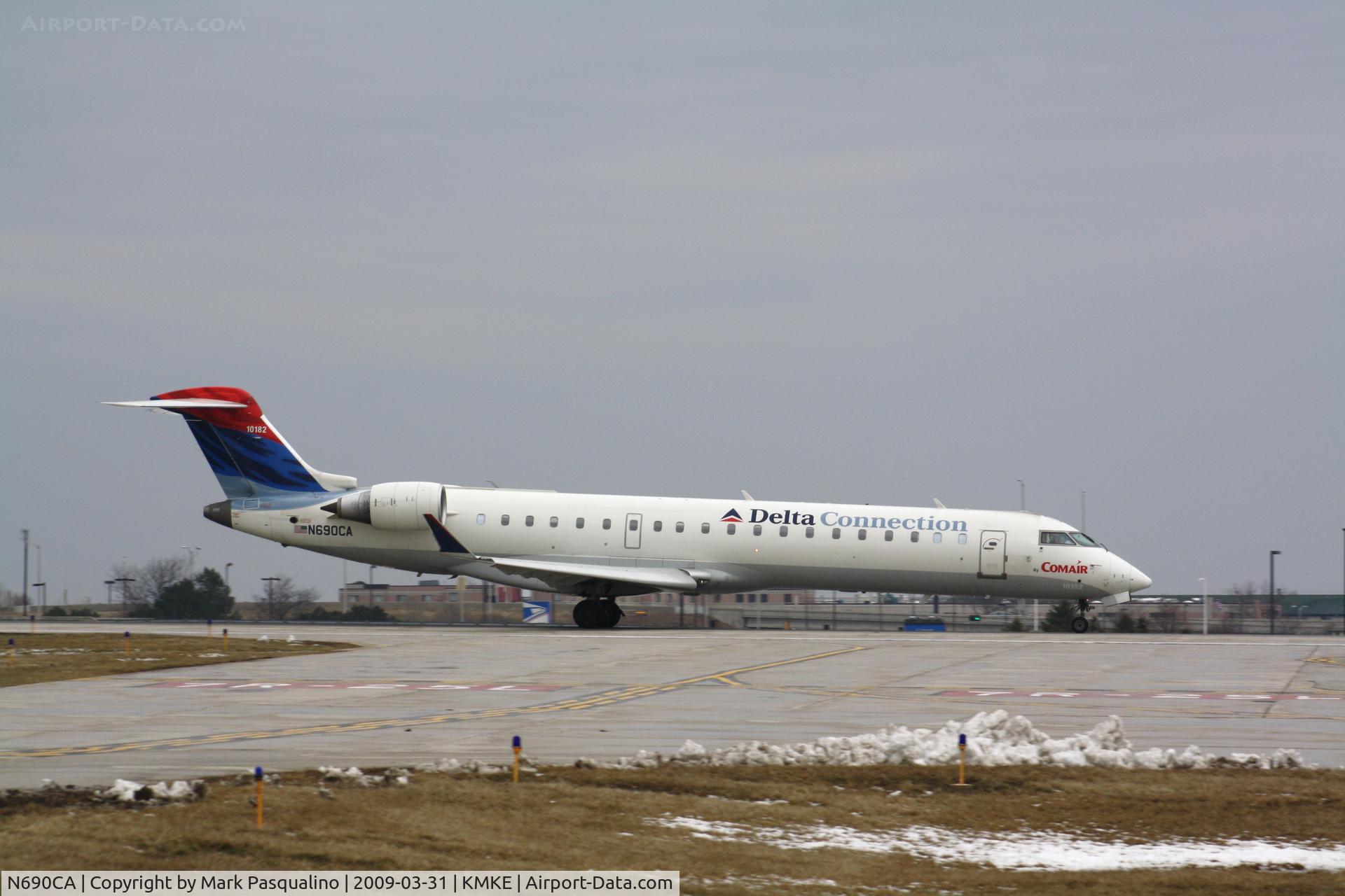 N690CA, 2004 Bombardier CRJ-700 (CL-600-2C10) Regional Jet C/N 10182, CL-600-2C10