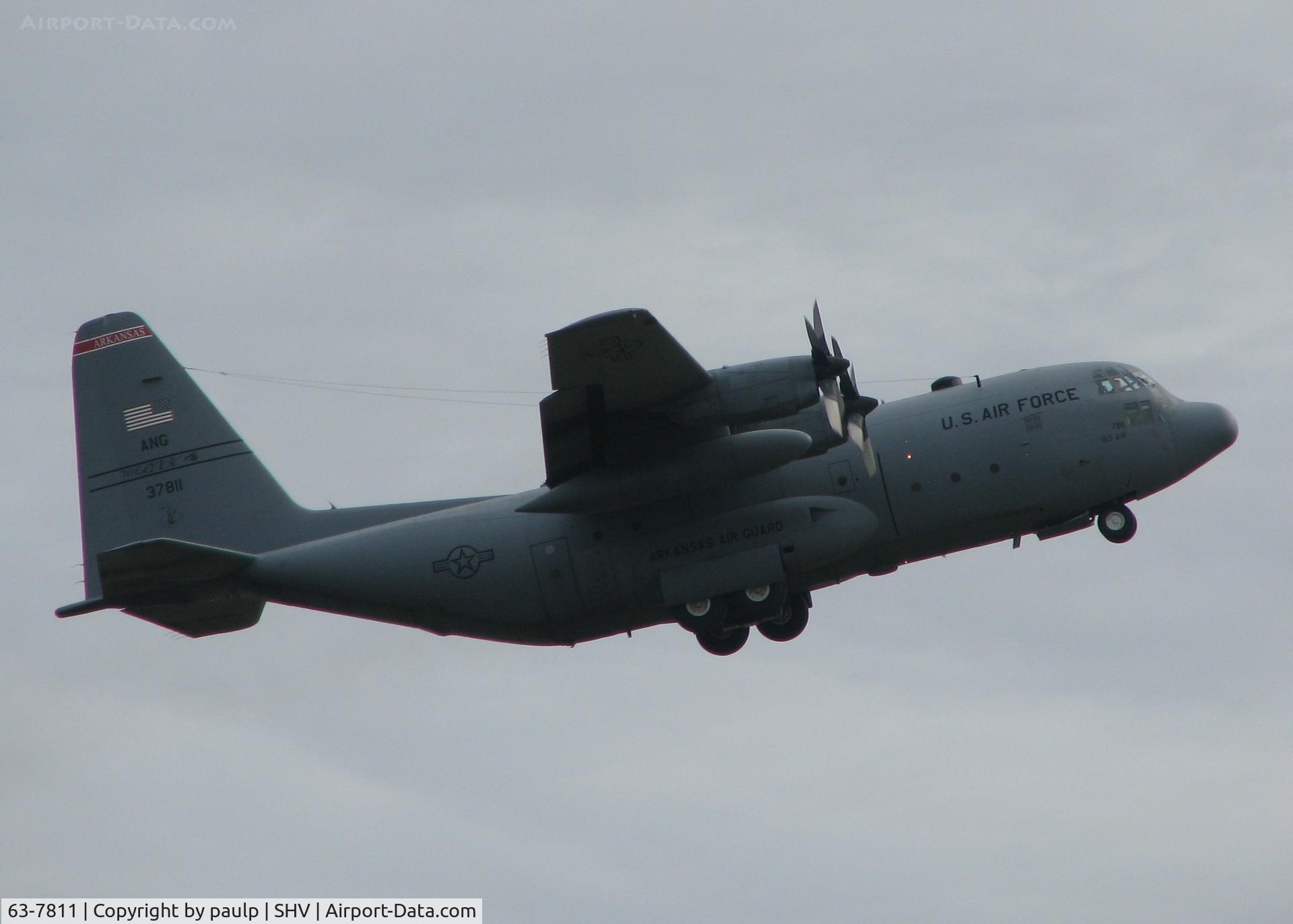 63-7811, Lockheed C-130E Hercules C/N 382-3881, Arkansas ANG doing touch and goes at the Shreveport Regional airport.