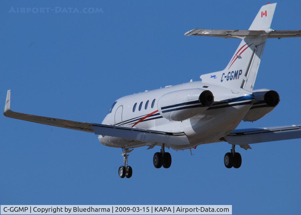 C-GGMP, 2007 Hawker Beechcraft 900XP C/N HA-0011, On final