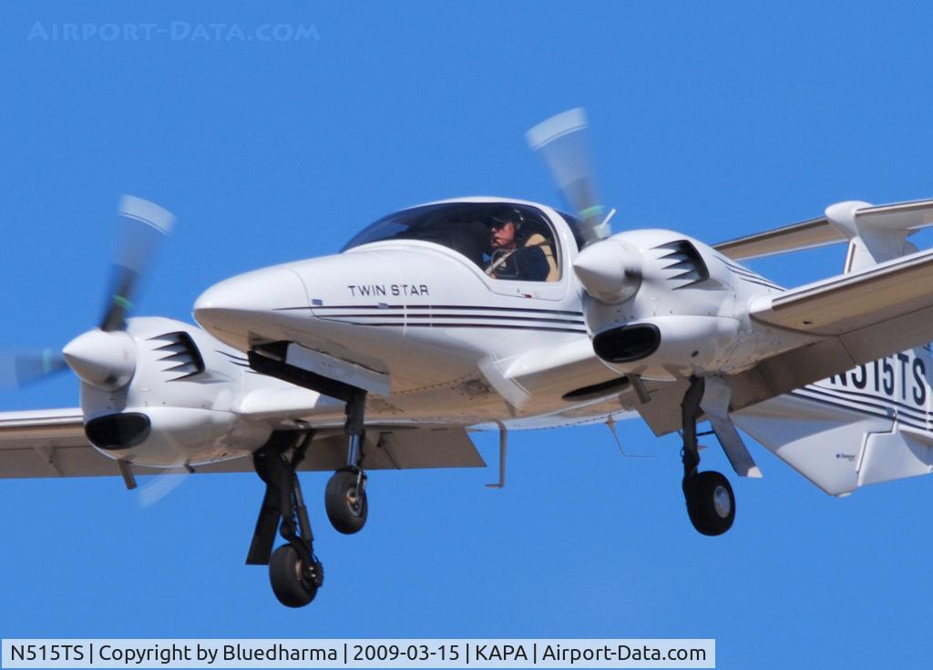 N515TS, 2007 Diamond DA-42 Twin Star C/N 42.AC114, Diamond on final approach to 17L.