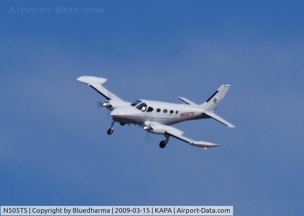 N505TS, 1978 Cessna 340A C/N 340A0505, On final approach to 17L.