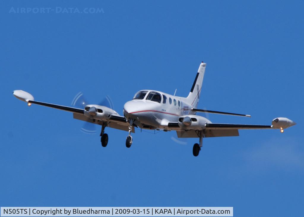 N505TS, 1978 Cessna 340A C/N 340A0505, On final approach to 17L.