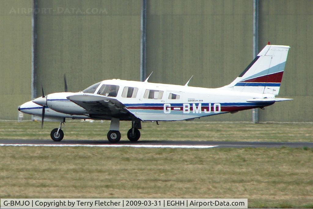 G-BMJO, 1985 Piper PA-34-220T Seneca III C/N 34-8533036, Piper PA-34-220T at Bournemouth