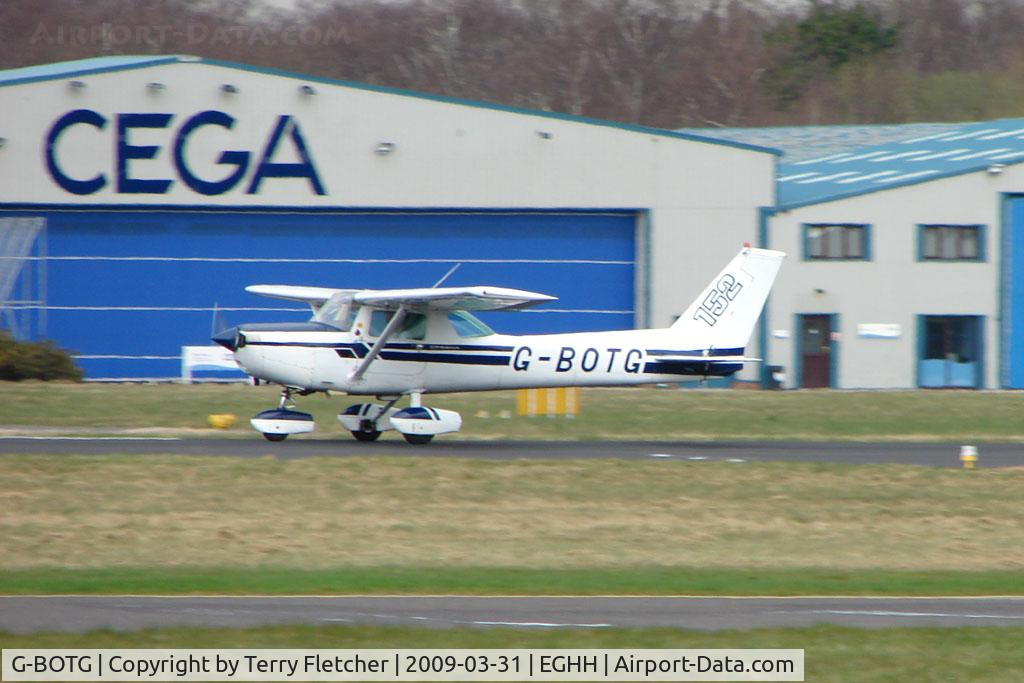G-BOTG, 1978 Cessna 152 C/N 152-83035, Donair C152 departing Bournemouth back to its East Midlands base