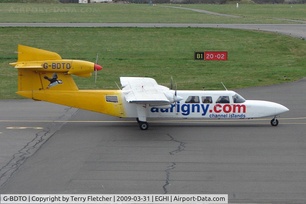 G-BDTO, 1976 Britten-Norman BN-2A Mk.III-2 Trislander C/N 1027, Auringy Trislander departs Southampton