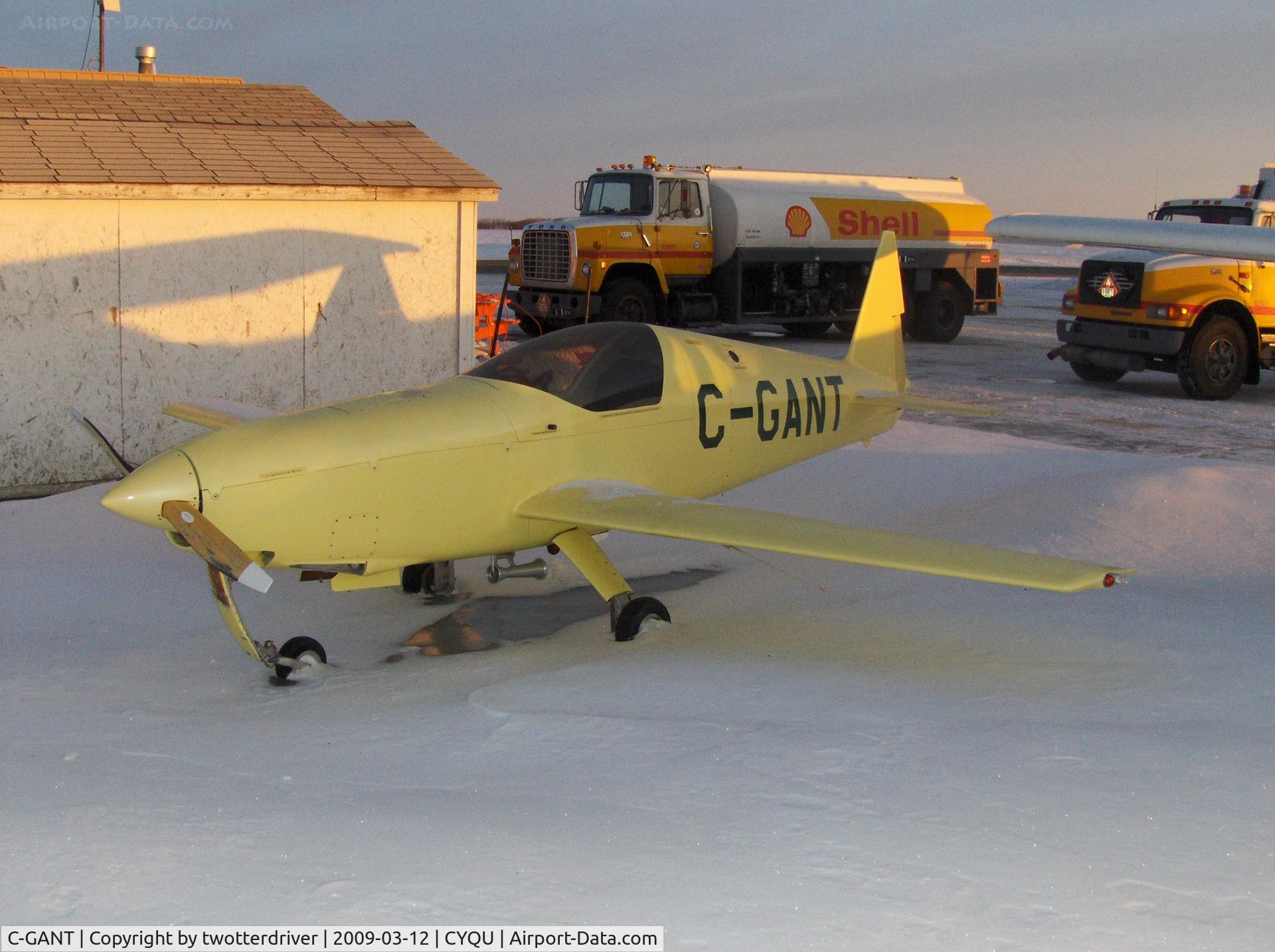 C-GANT, 2001 Reflex Lightning Bug C/N 017, Waiting for the snow to melt?