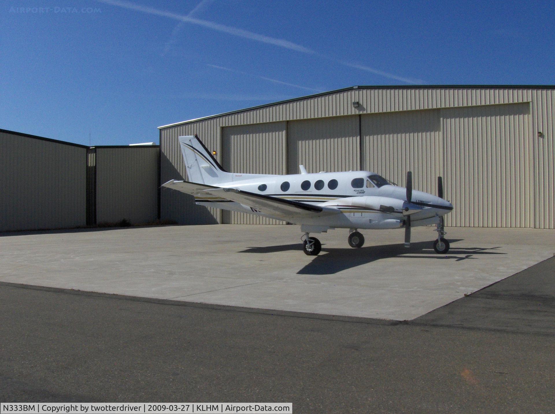 N333BM, 1997 Raytheon Aircraft Company C90A C/N LJ-1504, In front of the hangar
