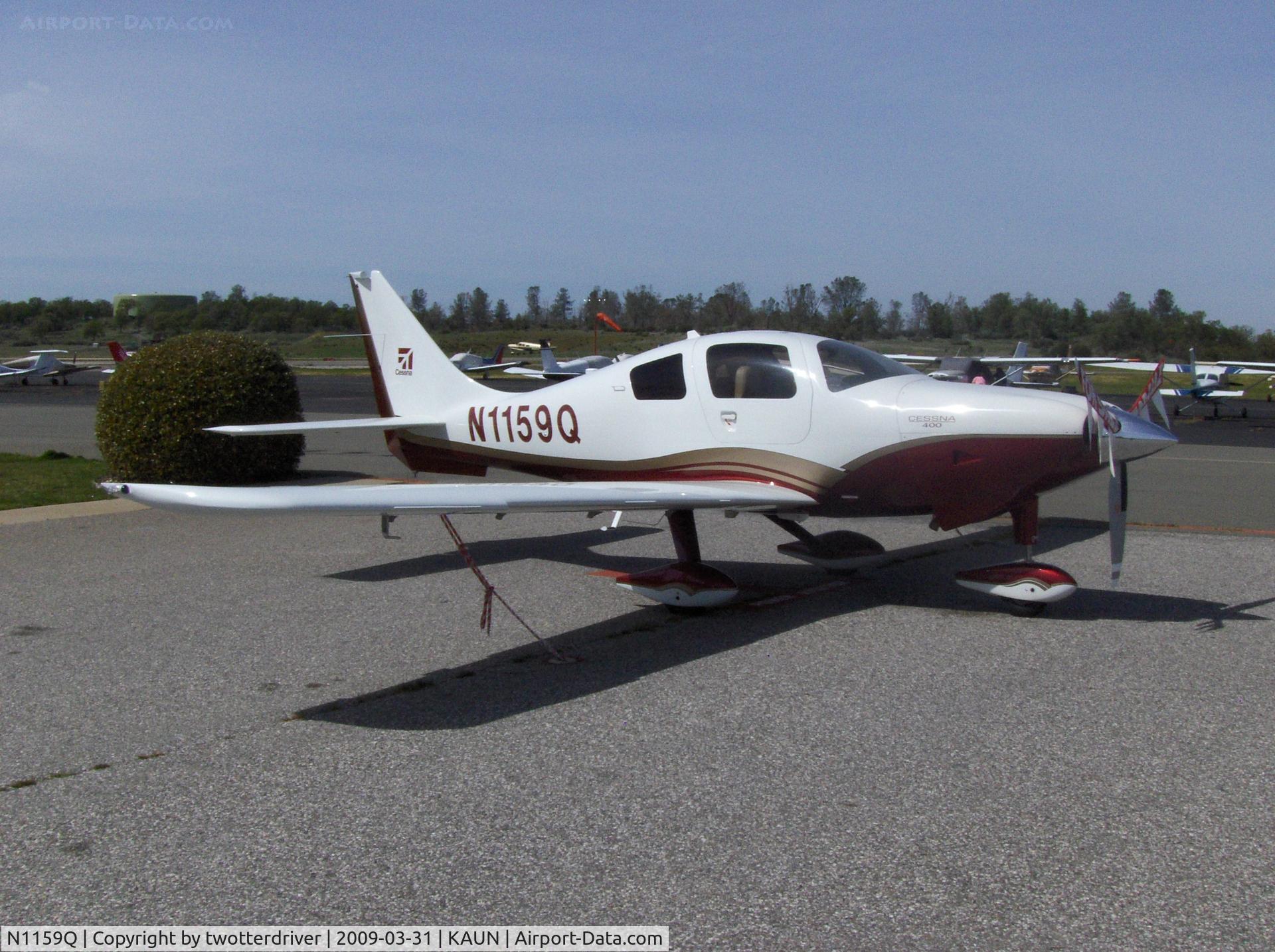 N1159Q, 2008 Cessna LC41-550FG C/N 411061, On the ramp