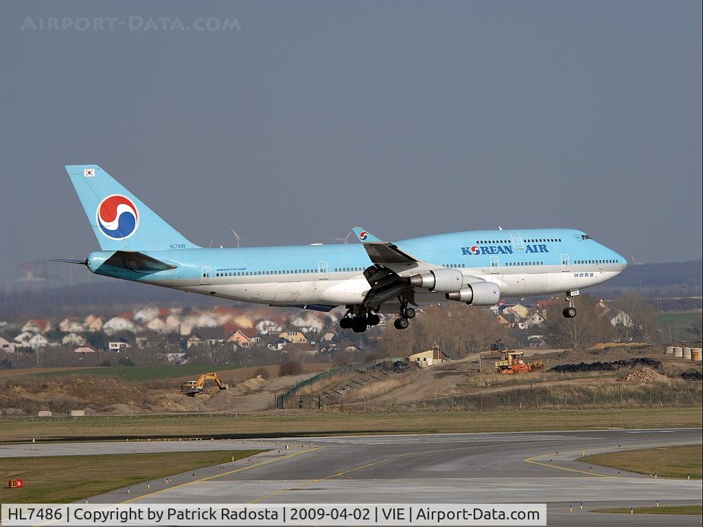 HL7486, 1992 Boeing 747-4B5 C/N 26396, Korean Air replaced its A 330 Passenger on the flights to Vienna by 747-400