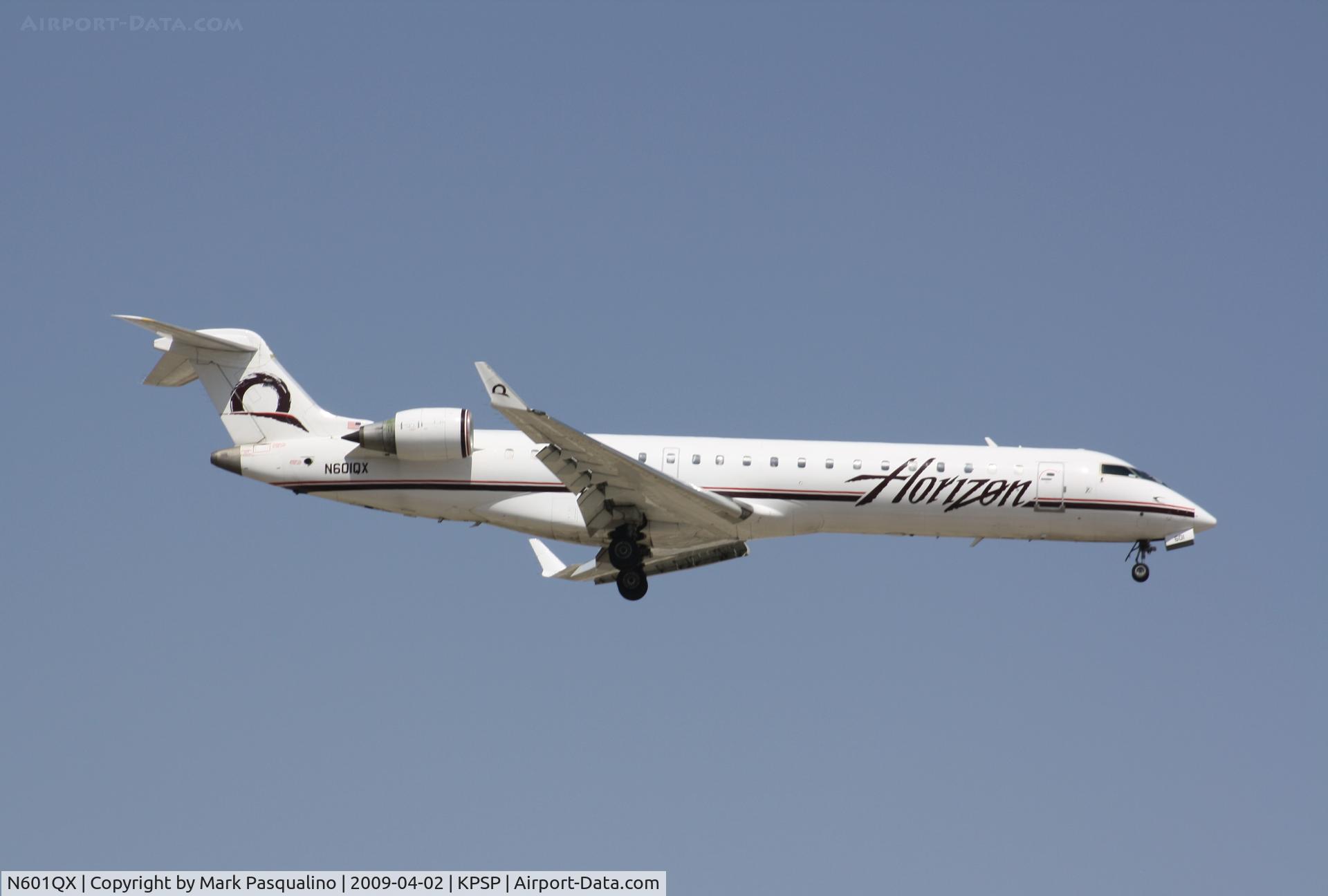 N601QX, 2000 Bombardier CRJ-701 (CL-600-2C10) Regional Jet C/N 10009, CL-600-2C10