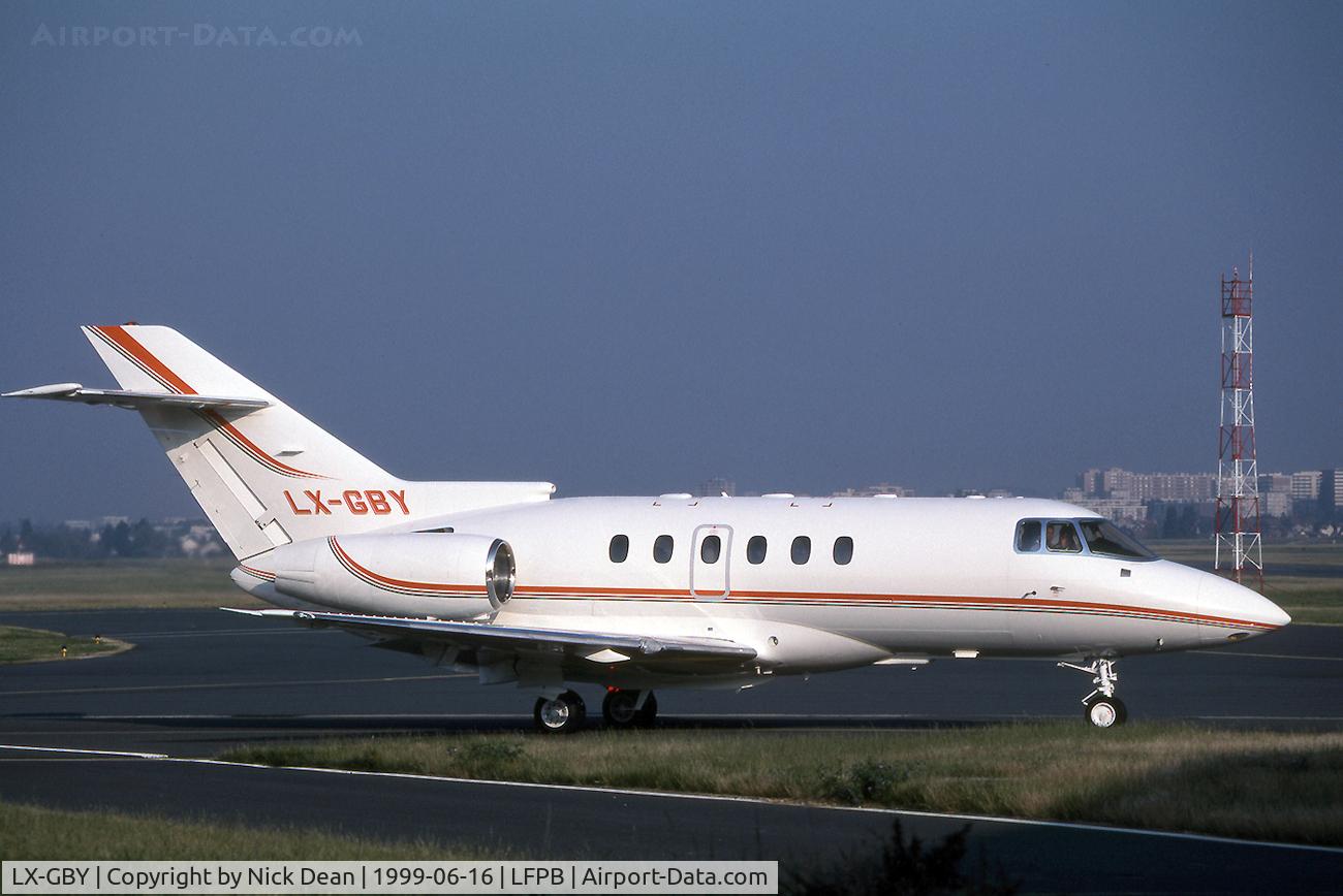 LX-GBY, 1998 Raytheon Hawker 800XP C/N 258392, LFPB Paris Le Bourget