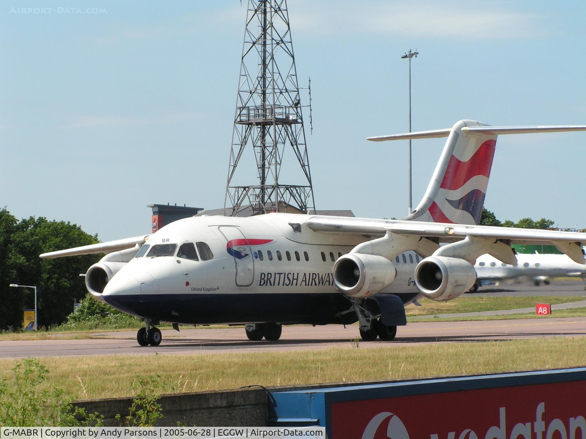 G-MABR, 1984 British Aerospace BAe.146-100 C/N E1015, Departing Luton