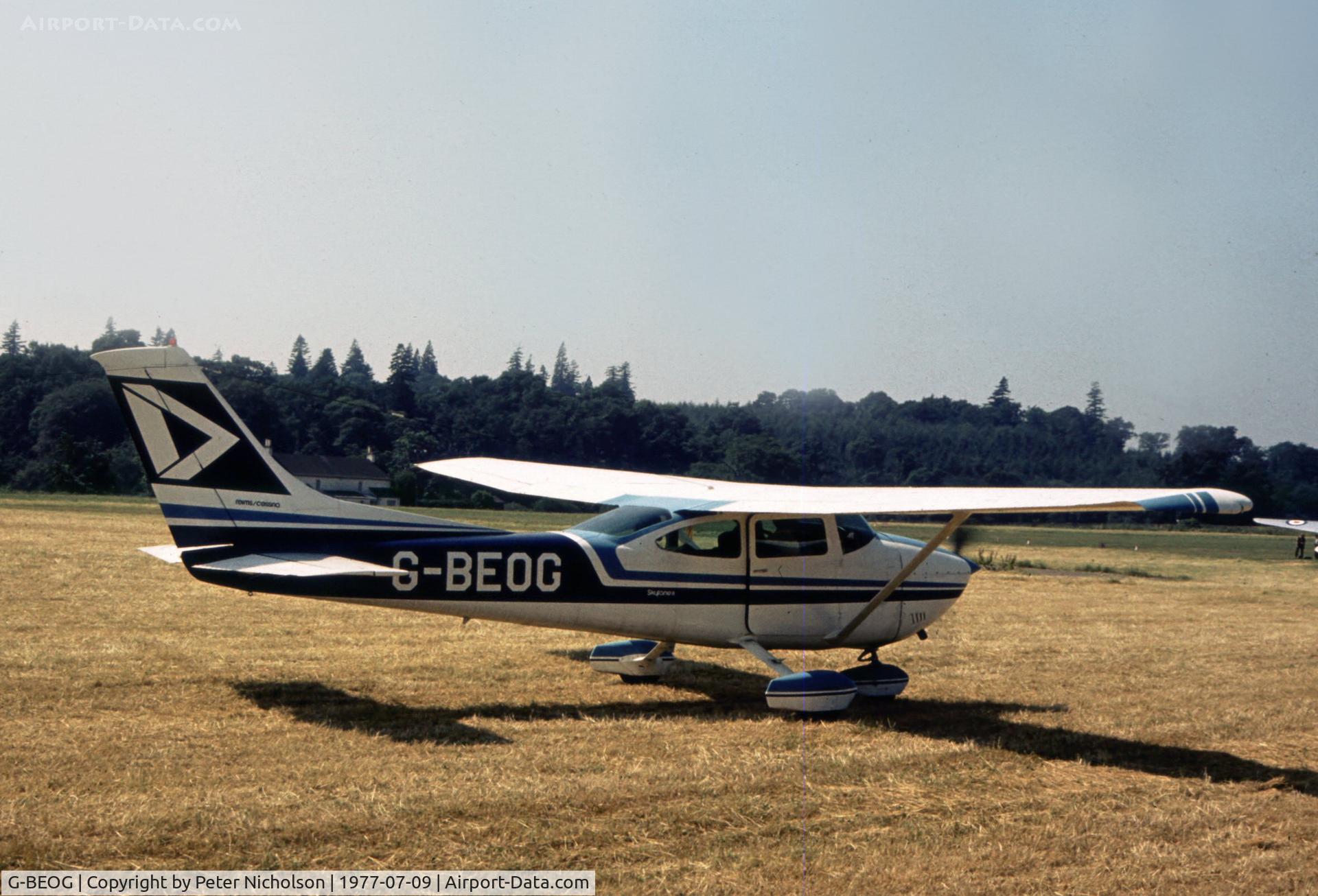 G-BEOG, 1976 Reims F182P Skylane C/N 0021, This Skylane II was a visitor to the 1977 Strathallan Open Day.