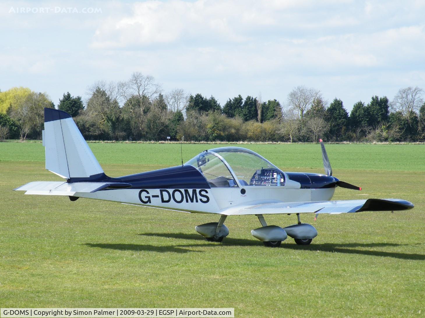 G-DOMS, 2004 Aerotechnik EV-97A Eurostar C/N PFA 315-14254, Eurostar visiting Sibson
