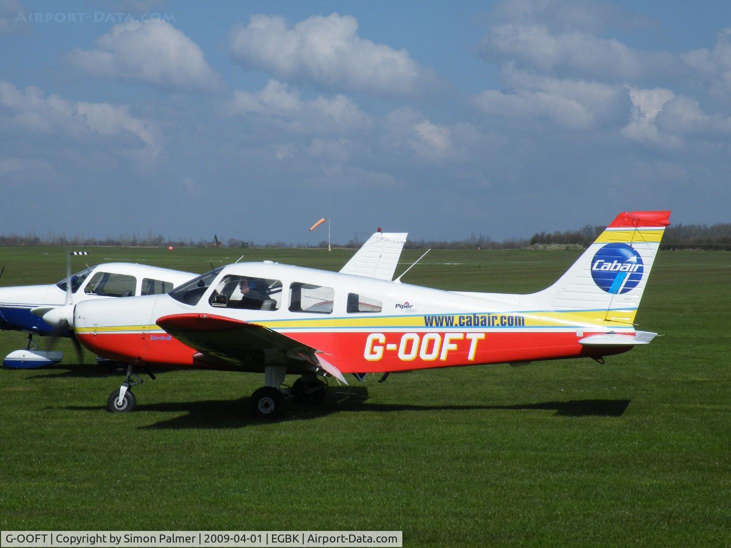 G-OOFT, 2000 Piper PA-28-161 C/N 2842083, PA-28 visiting Sywell