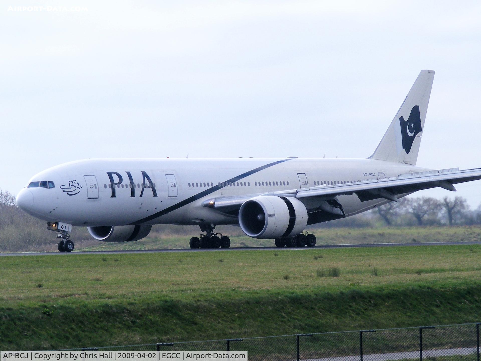 AP-BGJ, 2003 Boeing 777-240/ER C/N 33775, PIA
