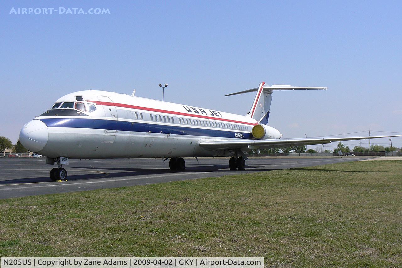 N205US, 1976 McDonnell Douglas DC-9-32F C/N 47690, At Arlington Municipal