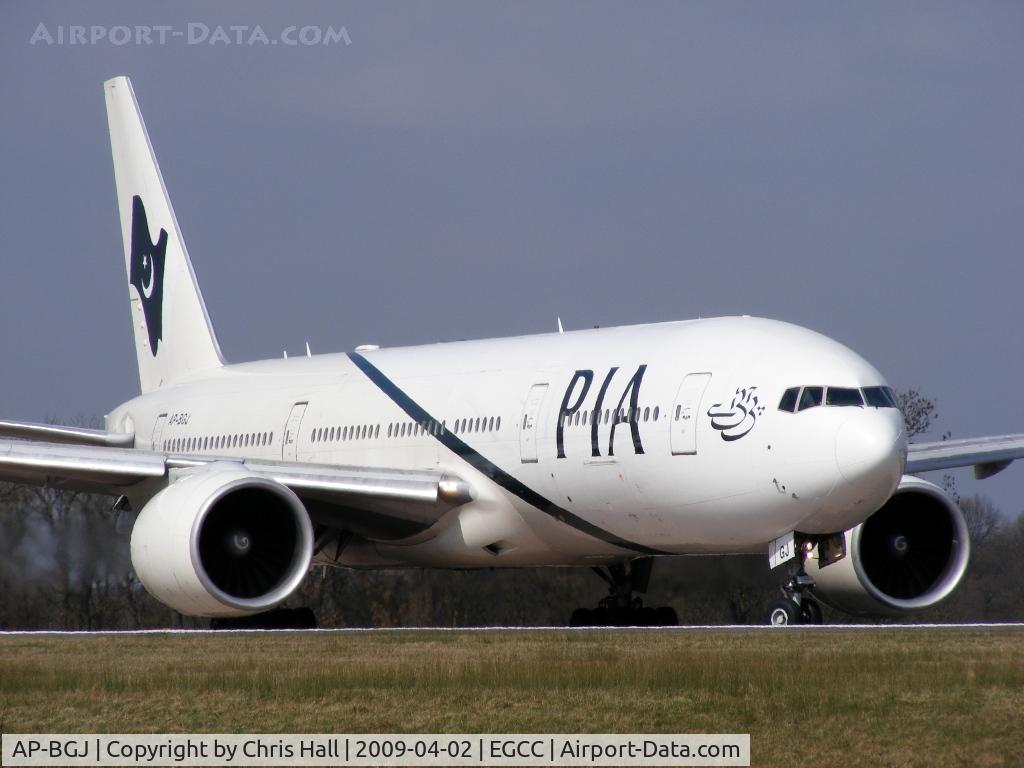 AP-BGJ, 2003 Boeing 777-240/ER C/N 33775, PIA