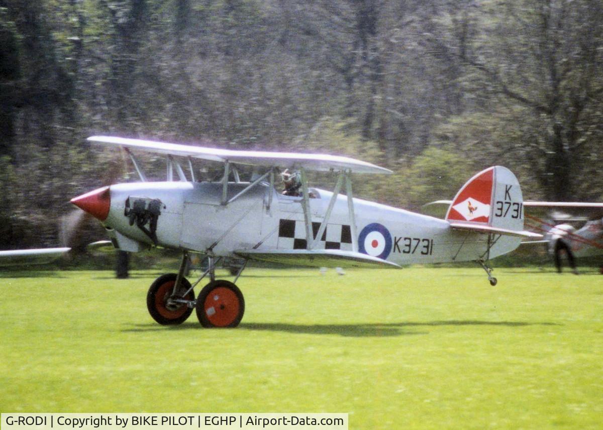 G-RODI, 1986 Isaacs Fury II C/N PFA 011-10130, PICKING UP SPEED RWY 08