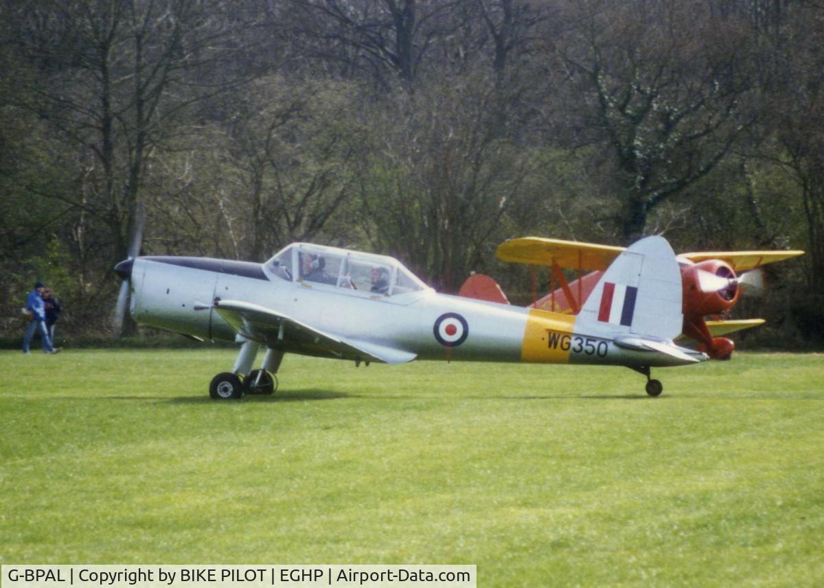 G-BPAL, 1951 De Havilland DHC-1 Chipmunk 22 C/N C1/0437, LINING UP FOR RWY 08