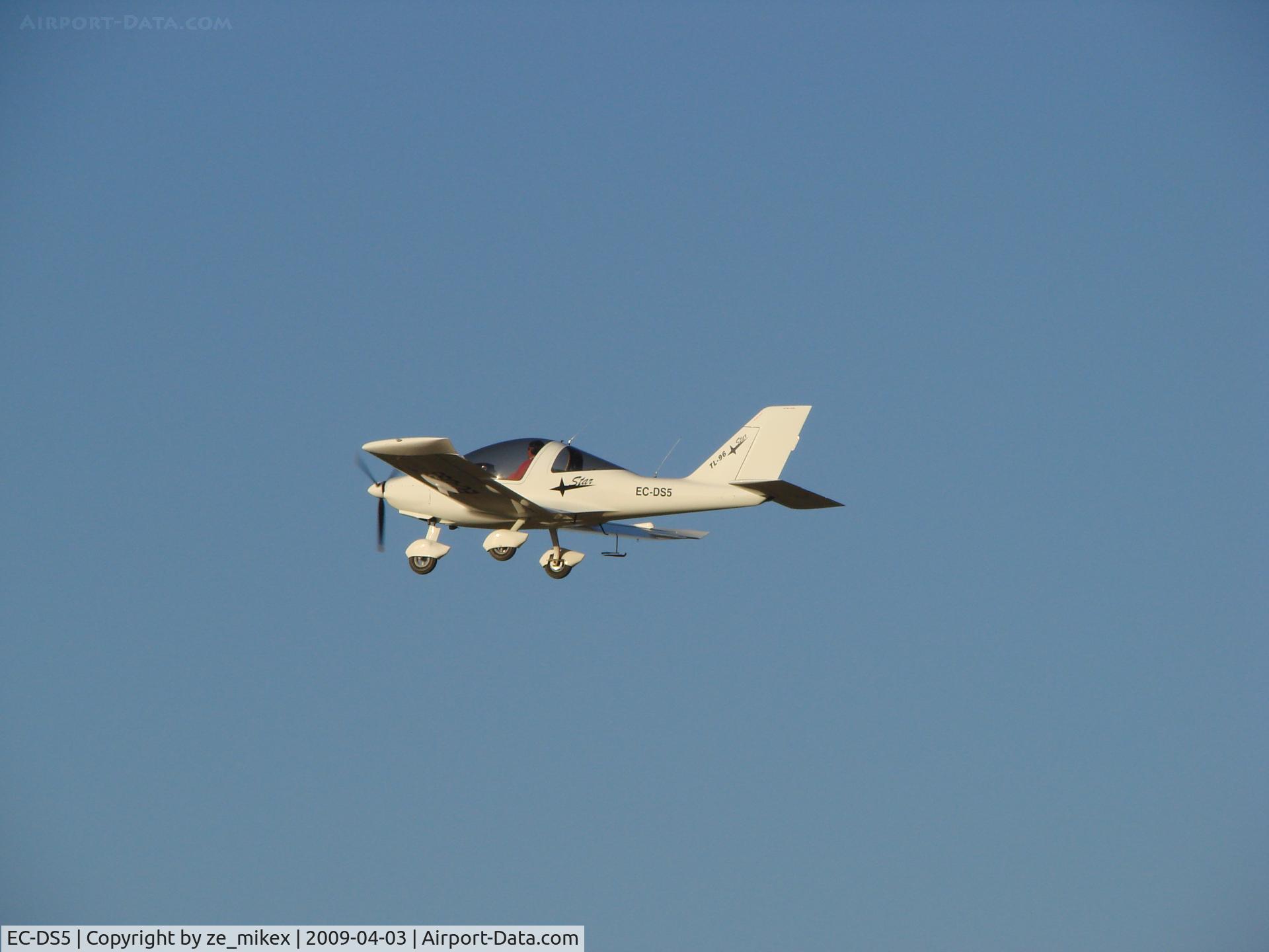 EC-DS5, 2003 TL Ultralight TL-96 Star C/N TL-96-03-024, TL-96 at Cerval, north of Portugal