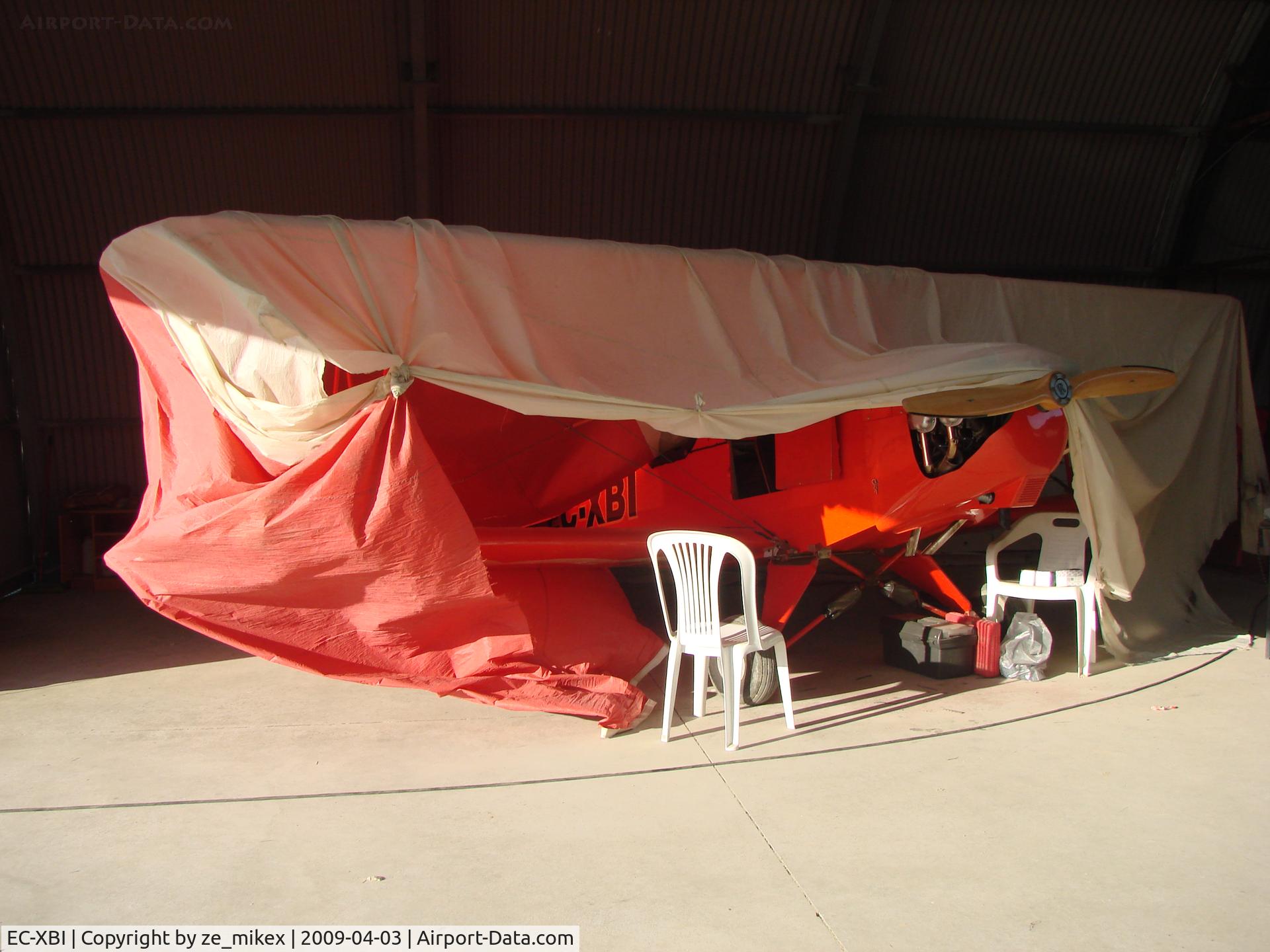 EC-XBI, Fisher Celebrity C/N 96036/0986, DOnt know the model, its made of plans, i think its a scale of the spanish Bucker.