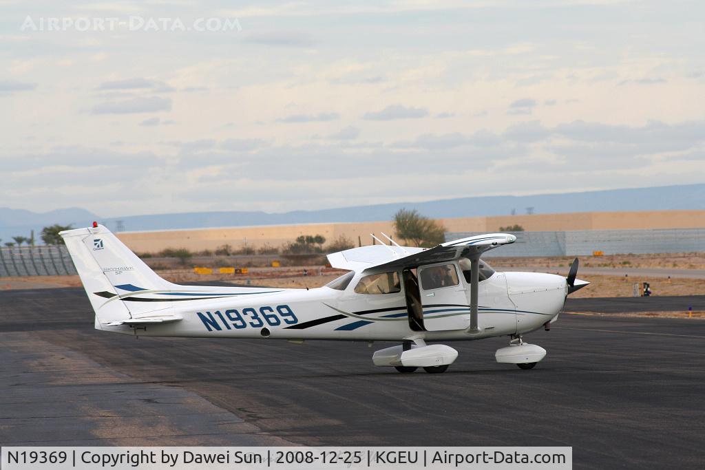 N19369, 2006 Cessna 172S C/N 172S-10130, Glendale