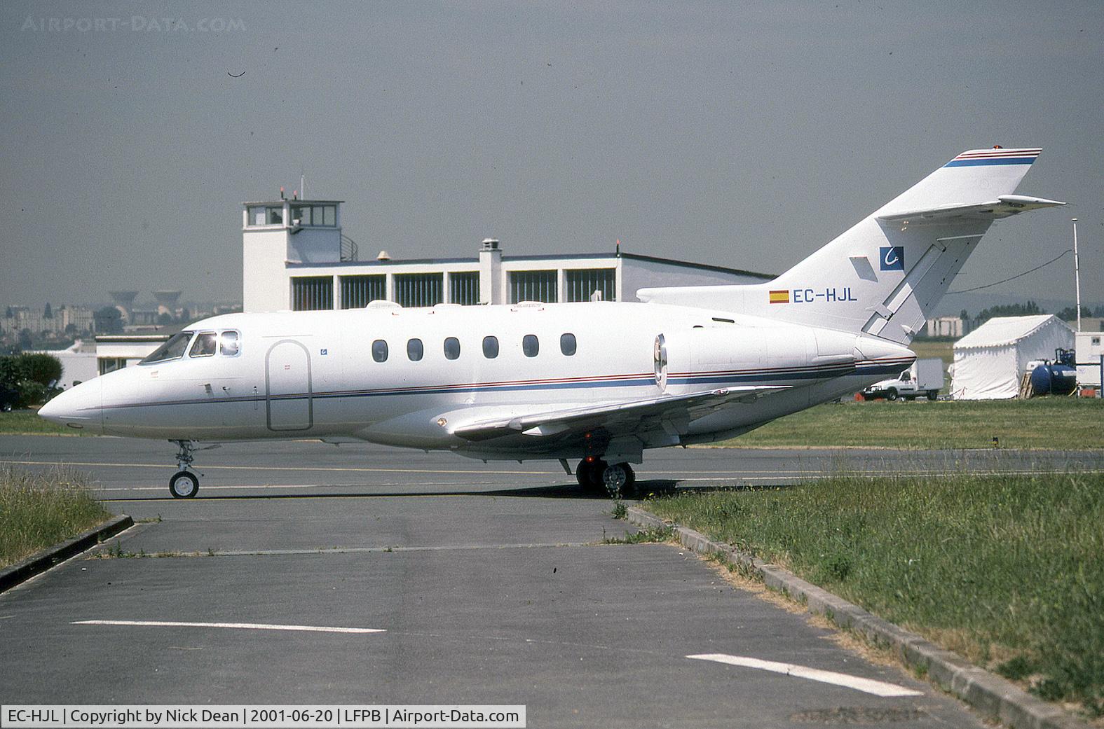 EC-HJL, 1999 Raytheon Hawker 800XP C/N 258444, LFPB Paris Le Bourget