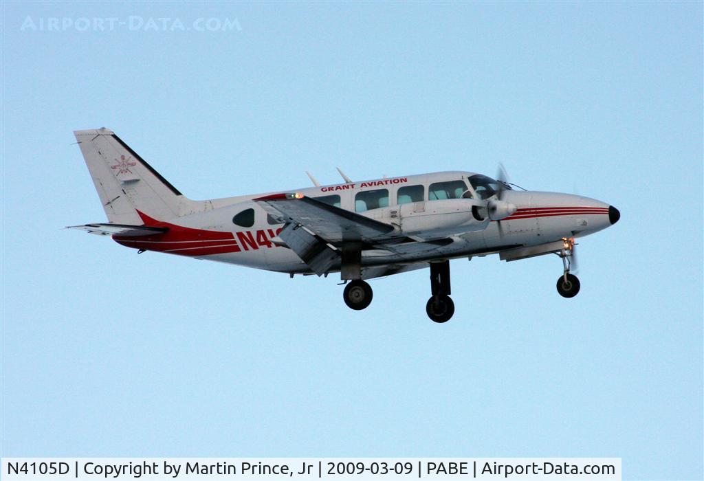 N4105D, 1981 Piper PA-31-350 Chieftain C/N 31-8252027, Landing 18 Bethel