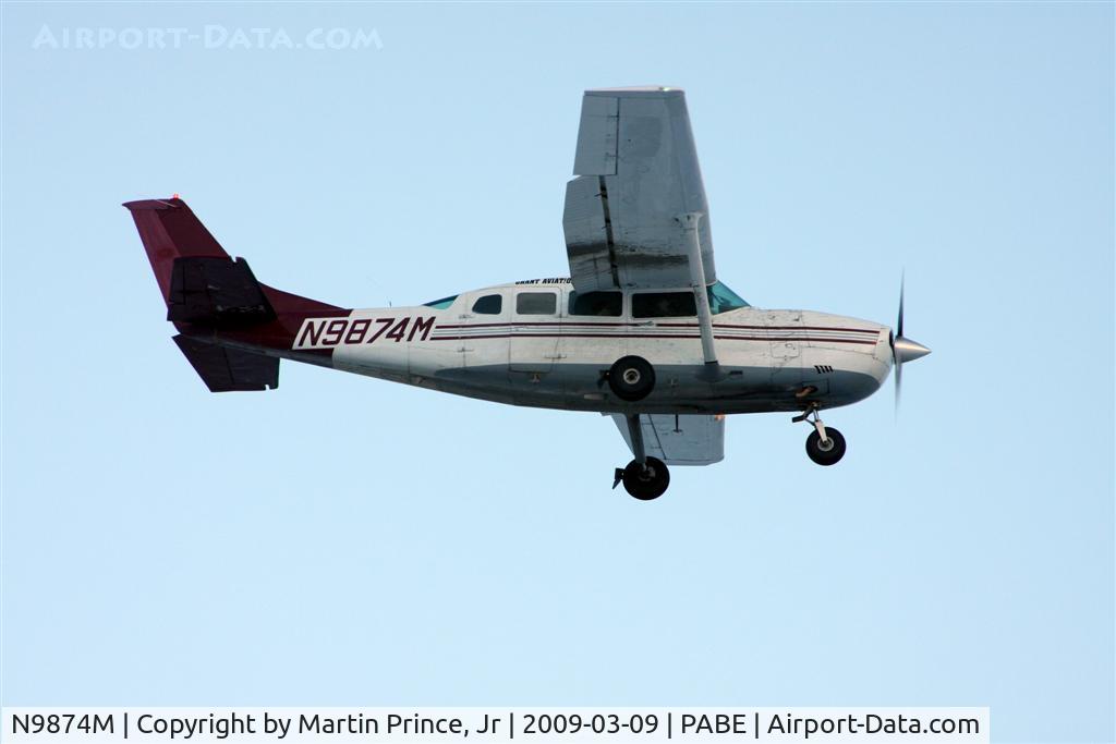 N9874M, 1981 Cessna 207A C/N 20700745, Landing 18 Bethel