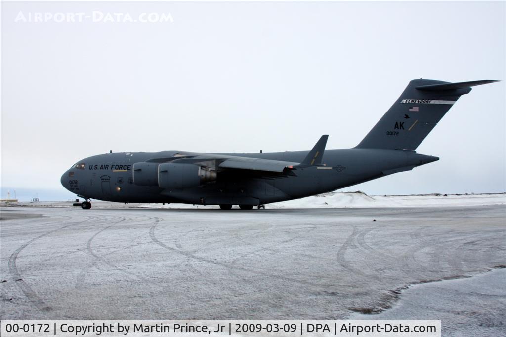 00-0172, 2001 Boeing C-17A Globemaster III C/N P-72, US Airforce C-17 Taxiing to Runway 18