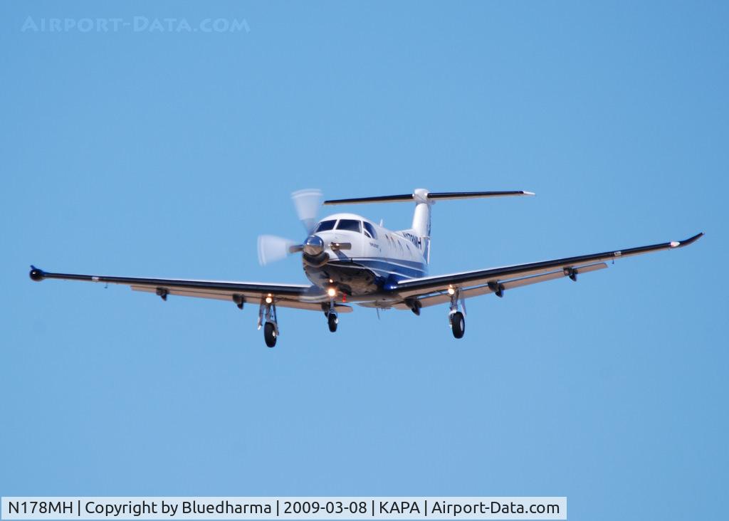 N178MH, 2008 Pilatus PC-12/47 C/N 875, On final approach to 17L.