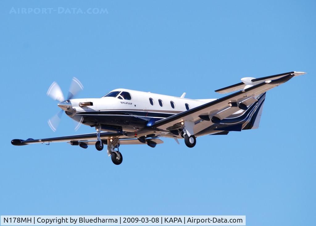 N178MH, 2008 Pilatus PC-12/47 C/N 875, On final approach to 17L.
