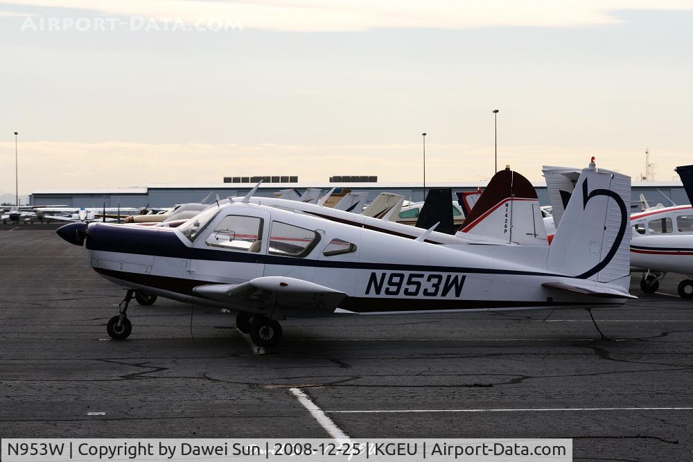 N953W, 1968 SIAI-Marchetti S-205-22R C/N 4-153, KGEU