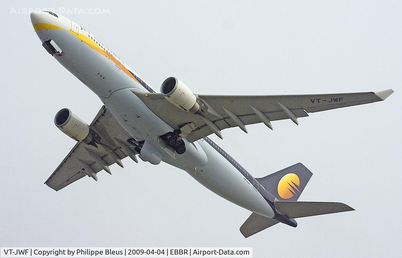 VT-JWF, 2007 Airbus A330-202 C/N 825, The first of the six of this airline to leave this saturday morning,...half an hour late