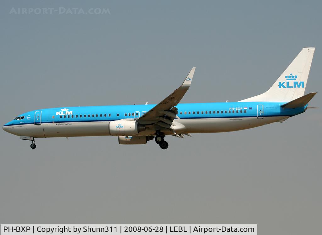 PH-BXP, 2001 Boeing 737-9K2 C/N 29600, Landing rwy 25R