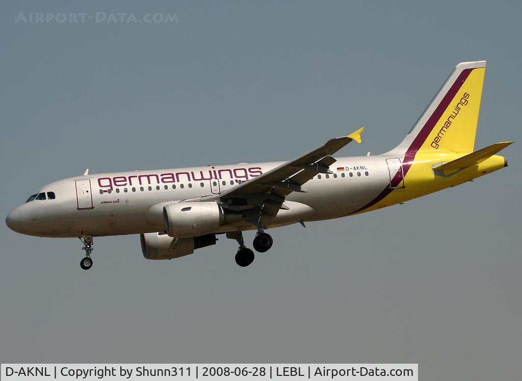 D-AKNL, 1999 Airbus A319-112 C/N 1084, Landing rwy 25R