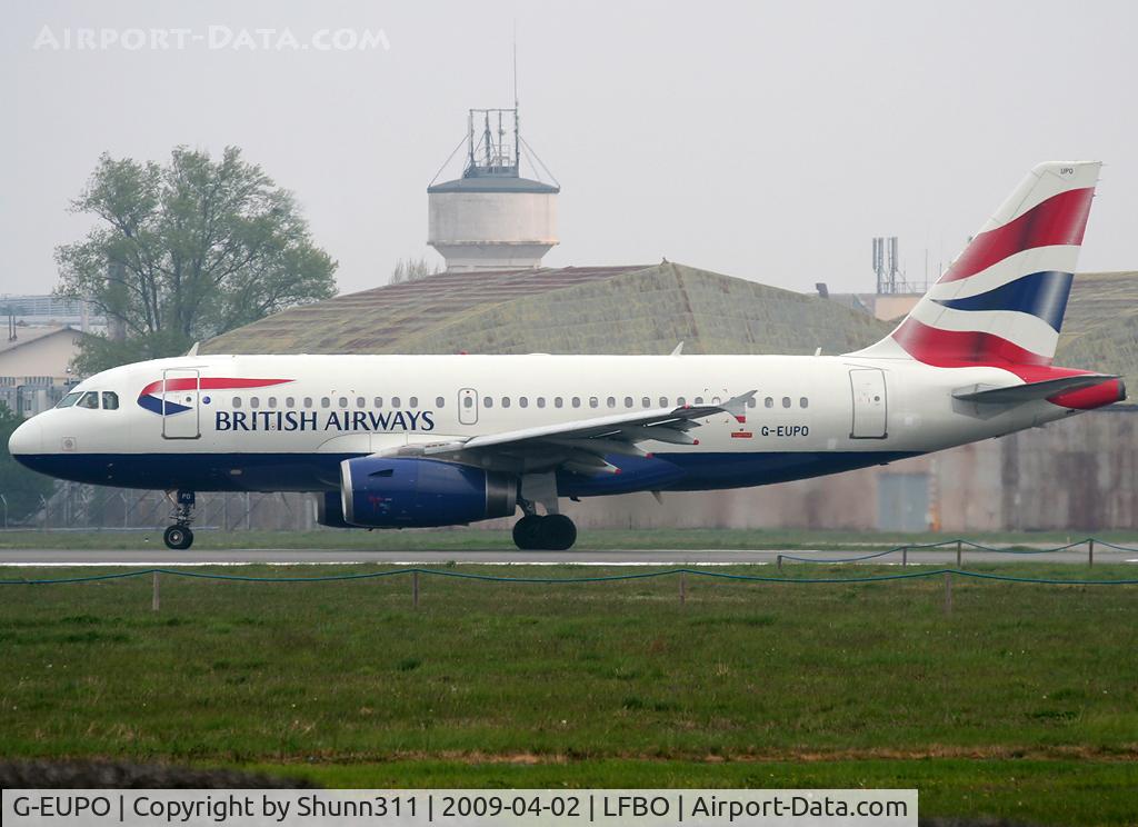 G-EUPO, 2000 Airbus A319-131 C/N 1279, Lining up rwy 32R for departure...