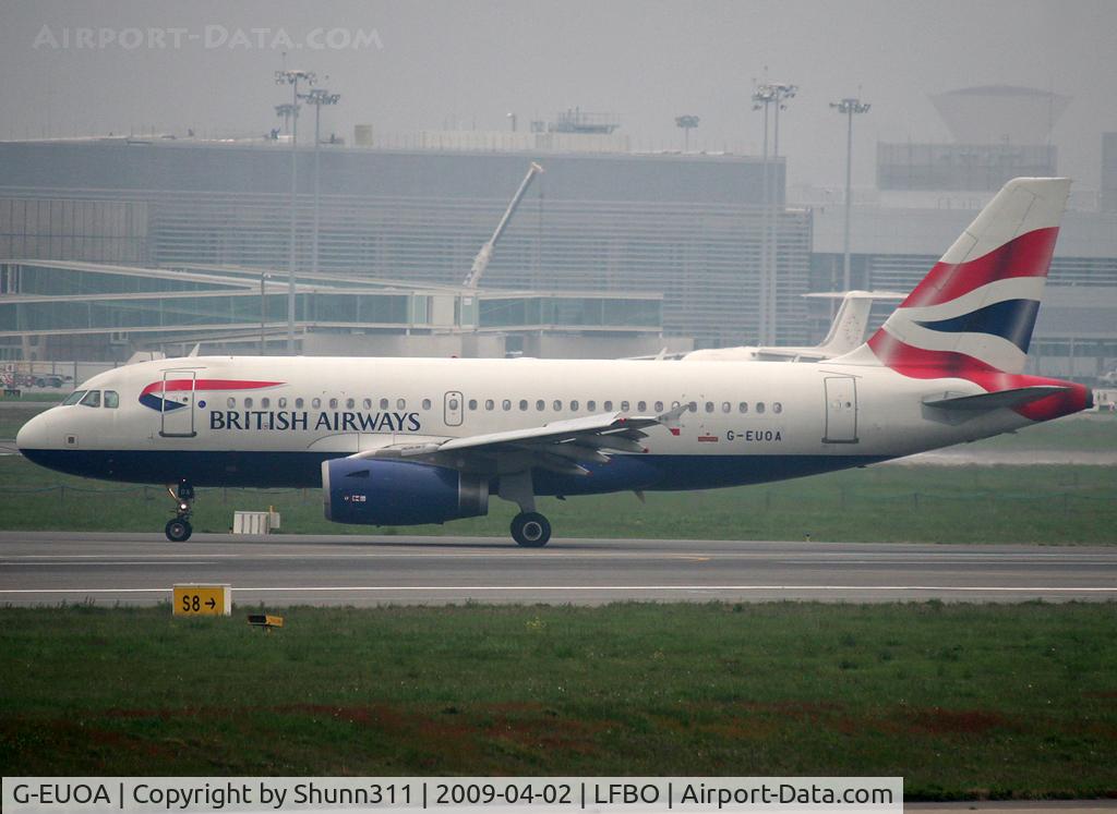 G-EUOA, 2001 Airbus A319-131 C/N 1513, Taxiing to the terminal...
