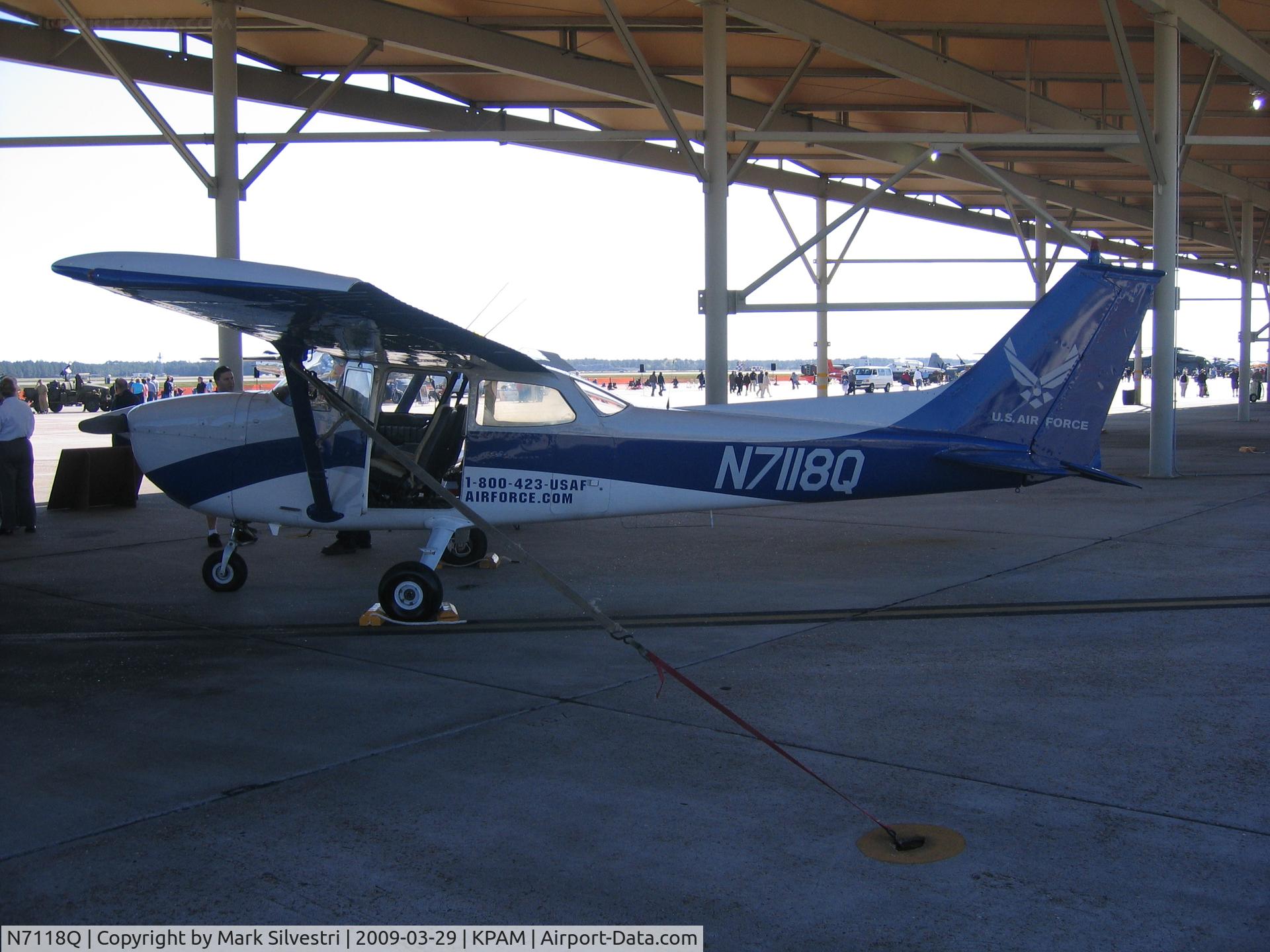 N7118Q, 1972 Cessna 172L C/N 17260418, 2009 Tyndall AFB Airshow